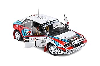 再値下げ！Lancia Delta HF Integrale 16v ミニカー 1/64 トミカリミテッドヴィンテージ Lancia Delta HF Integrale